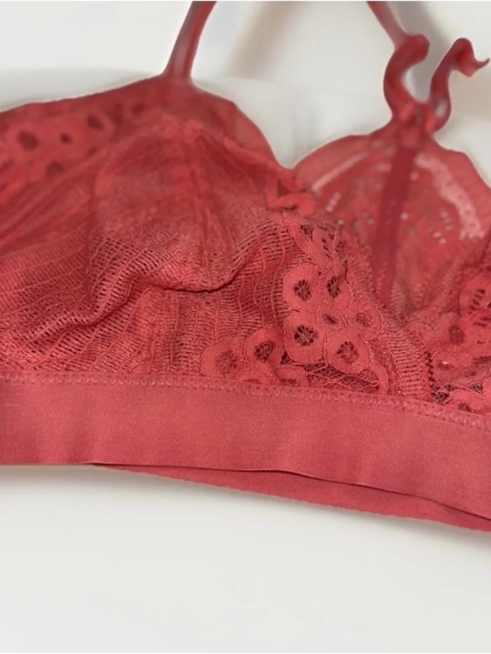aerie Lace Bralette in Coral - Picture 3 of 7